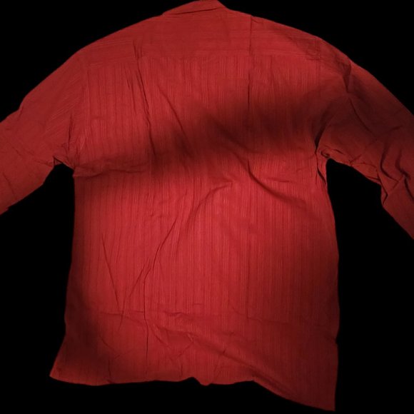 Georg Roth of Germany Classic Red Solid Long-Sleeve Button-Up Shirt (Size XL) - Picture 2 of 2